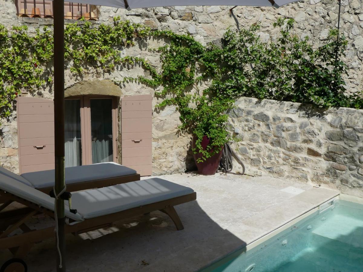 Les Vieux Murs Montfort  Εξωτερικό φωτογραφία