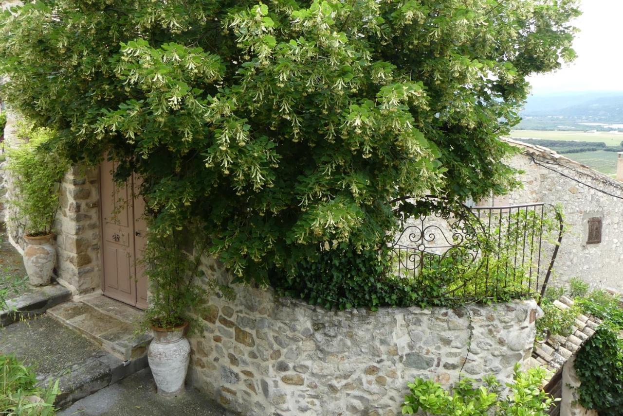Les Vieux Murs Montfort  Εξωτερικό φωτογραφία